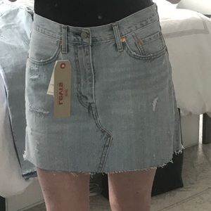 NWT’s Levi’s Denim Mini Skirt